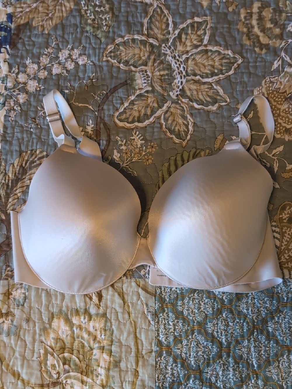 Soma Vanishing Back Bra Sz 34 DDD